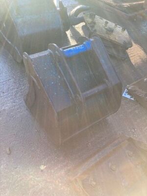 2ft Digging Bucket 60mm Pins - 6