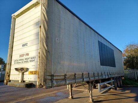 2005 Corus Triaxle Curtainside Trailer