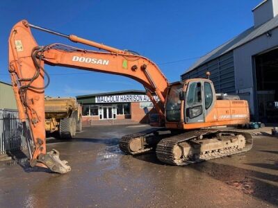 2009 Doosan DX225LC Excavator 