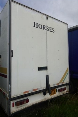 1989 Ford Cargo 0813 4x2 Horsebox - 11