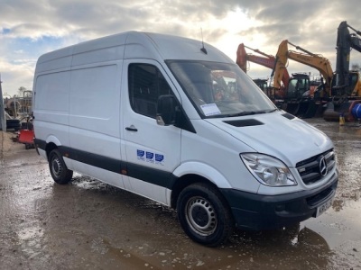 2013 Mercedes Benz Sprinter 313 CDI Van - 4