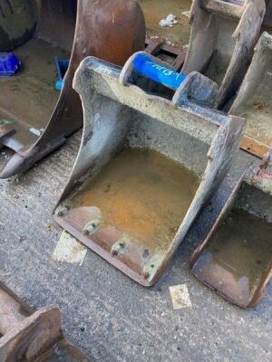 2ft Digging Bucket - 60mm Pins  - 5