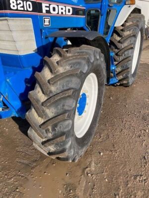 1992 Ford 8210 Tractor - 6