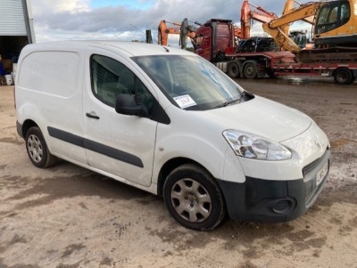 2015 Peugeot Partner 850 S L1 HDI Van - 4