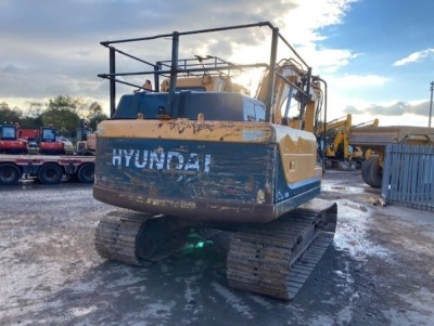 2015 Hyundai R140LC-9A Excavator - 3