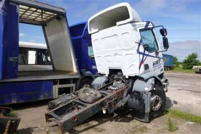 2006 DAF LF 55 220 4x2 Front & Rear Chassis Sections - 9