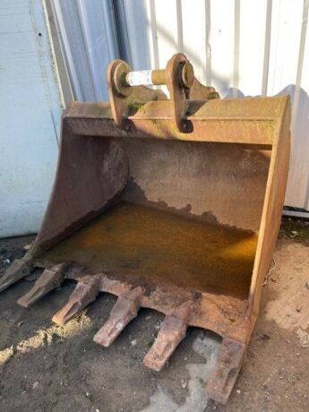 5ft Digging Bucket 80mm Pins 