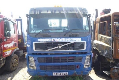 2004 Volvo FM 6x2 Rear Lift Hook Loader - 5