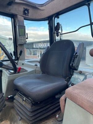 1997 Massey Ferguson 8140 Dynashift 4WD Tractor - 12
