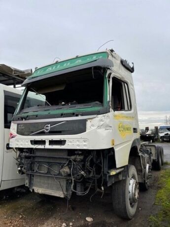 2015 Volvo FM 450 8x4 Chassis Cab