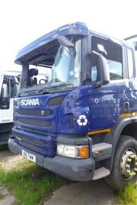 2013 Scania P360 8x4 Hook Loader - 19