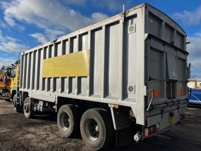 2011 Volvo FM380 8x4 Alloy Body Bulk Tipper/Blower - 3