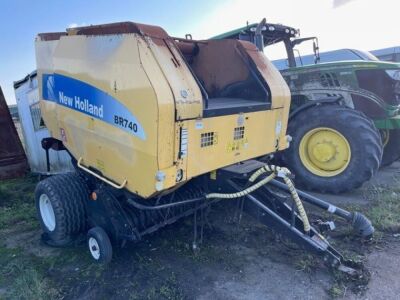 2005 New Holland BR740 Type 150S Baler