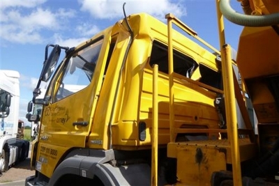 2010 Mercedes Axor 1824 4x4 Gritter - 10