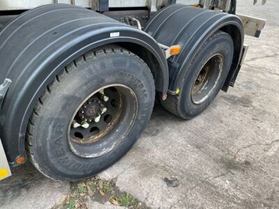 2011 Volvo FE340 6x4 Road Gritting Vehicle - 9