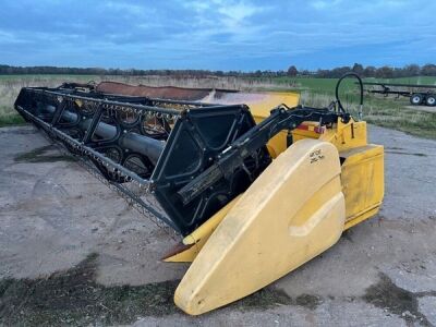 2015 New Holland 30G Varifeed Header - 2