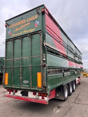 2011 Houghton Parkhouse Triaxle Livestock Trailer - 3