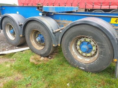 2007 Dennison Triaxle Sliding Skeletal Trailer - 7