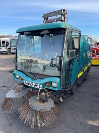 2002 Johnston Pedestrian Sweeper