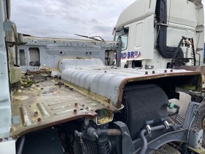 2004 Volvo FH 420 6x2 Midlift Tractor Unit - 9