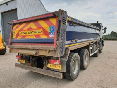 2015 Scania P410 8x4 Steel Body Tipper - 4