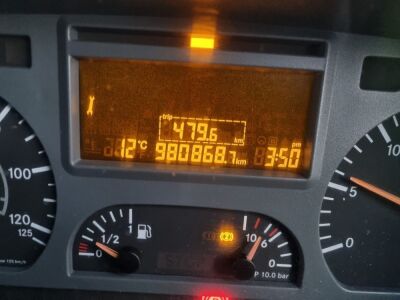 2006 Mercedes Axor 1832 4x2 Curtainsider - 11