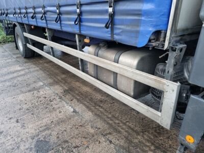 2006 Mercedes Axor 1832 4x2 Curtainsider - 13