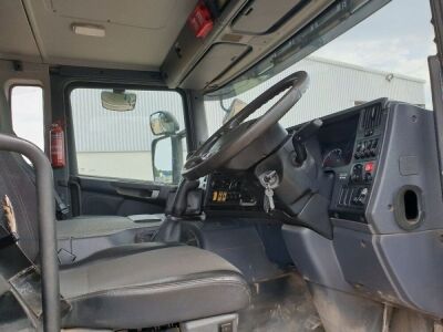 2015 Scania P410 8x4 Steel Body Tipper - 13