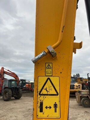 2019 JCB JS131LC Plus Excavator - 7