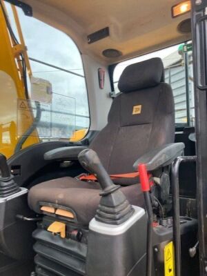 2019 JCB JS131LC Plus Excavator - 16