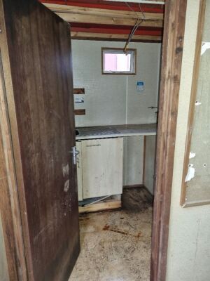 20 x 8 Anti Vandal Site Office - 5