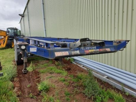 2007 Dennison Triaxle Sliding Skeletal Trailer