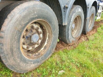 2007 Dennison Triaxle Sliding Skeletal Trailer - 7