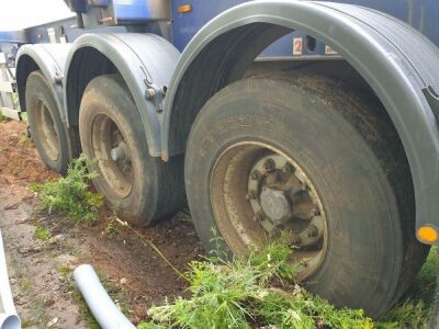 2007 Dennison Triaxle Sliding Skeletal Trailer - 8