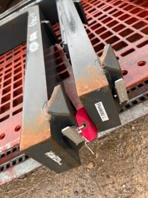 Set of Pallet Forks - 2