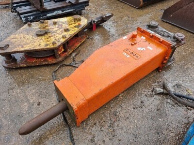 E204 Hydraulic Breaker - 2