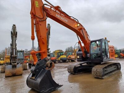 2014 Hitachi ZX225USRLC-5B Excavator