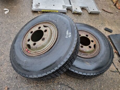 2 x Continental 10.00 R15 Tyres & 6 Stud Rims