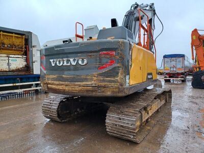 2016 Volvo EC220EL Excavator - 4