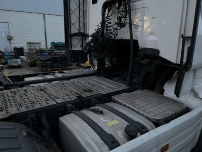 2010 Scania R440 Topline 6x2 Midlift Tractor Unit - 3