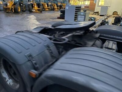 2010 Scania R440 Topline 6x2 Midlift Tractor Unit - 4