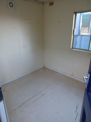 10 x 8 Anti Vandal Site Office - 5