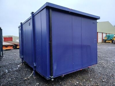 16 x 9 Jackleg Toilet Block - 2