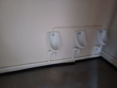 16 x 9 Jackleg Toilet Block - 8