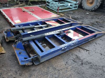 Pair Low Loader Hydraulic Ramps