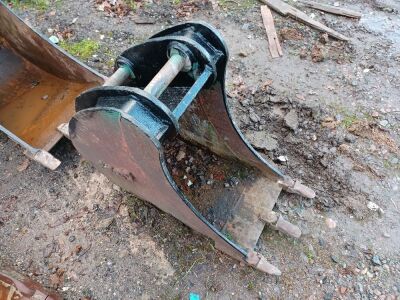 Scoop 1.5ft Digging Bucket 45mm Pins