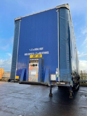 2005 Fruehauf Triaxle Curtainside Trailer - 4