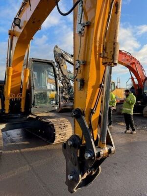 Hyundai Robex 140LC-7A Excavator  - 3