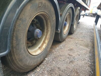 2004 Dennison Triaxle 45' Flat Trailer - 6