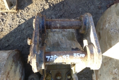 1ft Digging Bucket 35mm Pins - 4